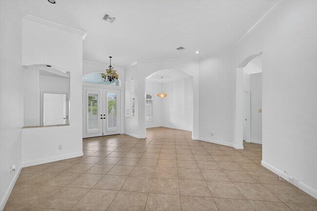 Building Photo - 8401 SE Ketch Ct