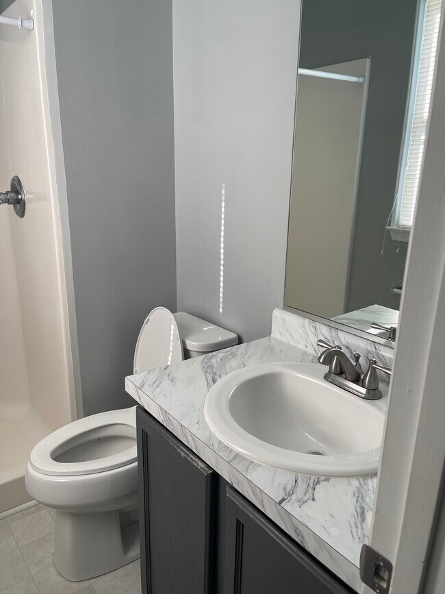 Building Photo - 709 Integrity Oaks Dr