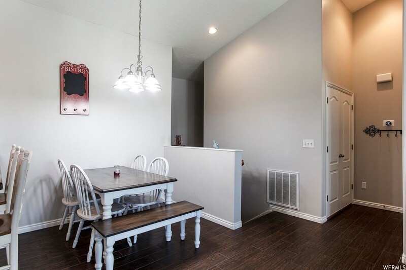 Building Photo - 6333 Lake Powell Cir