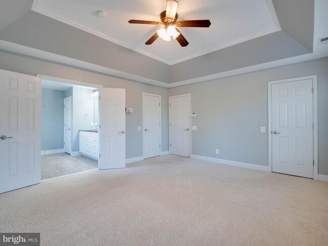 Building Photo - 41397 Windybush Dr
