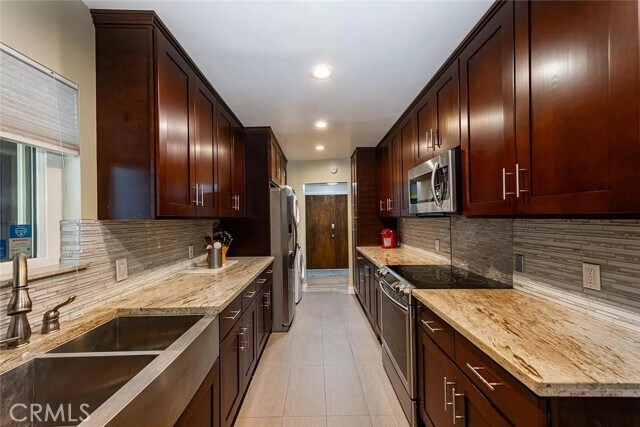 Building Photo - 3601 E Ocean Blvd