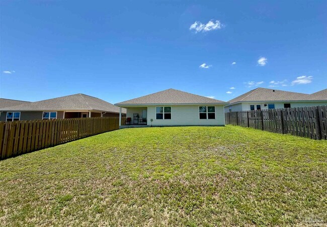 Building Photo - 5645 Guinevere Ln