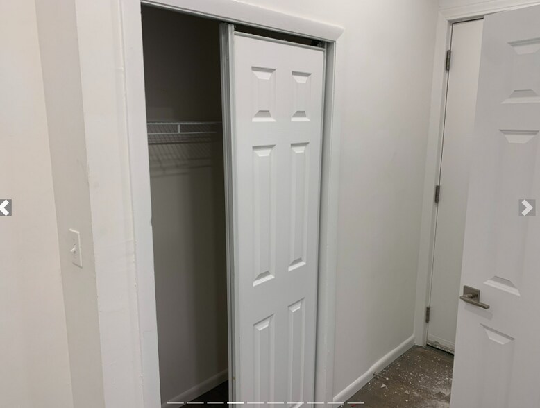 Building Photo - 254 Newbury St