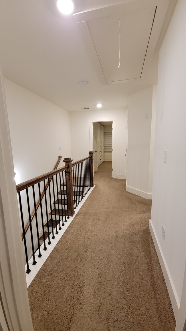 Building Photo - 6372 Princeton Ridge Dr