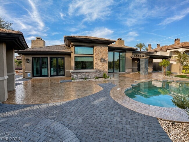 Building Photo - 2577 Red Arrow Dr