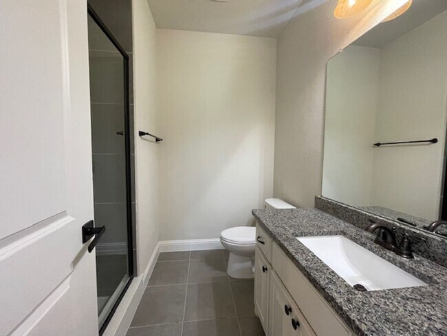 Building Photo - 1605 Le Mans Ln