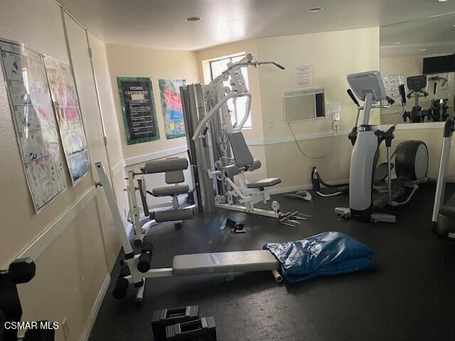 Building Photo - 5340 Yarmouth Ave