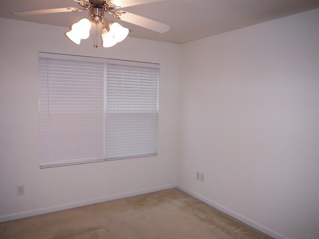 Building Photo - 1725-301 TW Alexander Drive, Durham, NC