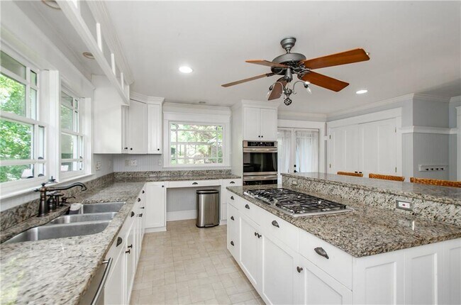 Building Photo - 3579 Midvale Forest Ct