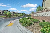 Building Photo - SHOWINGS AVAILABLE NOW