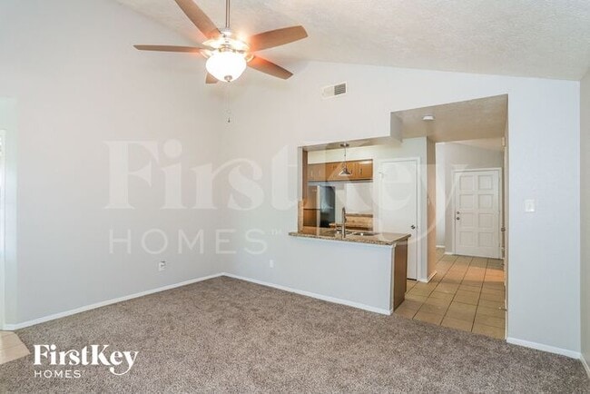 Building Photo - 3813 Clover Ln