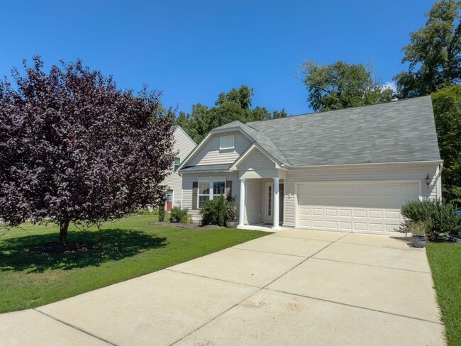 Building Photo - 628 Leonard Ln