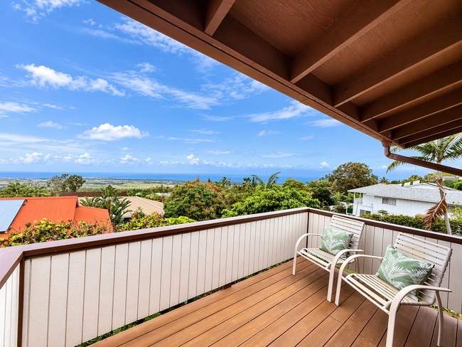 Building Photo - Stunning 3-Bedroom Home on with Panoramic Ocean Views!
