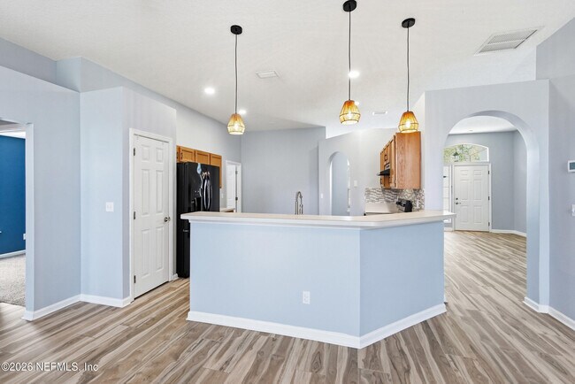 Building Photo - 13245 Milhouse Way