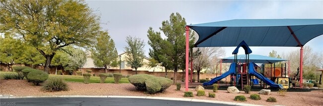 Building Photo - 10449 Yew Blossom Ave