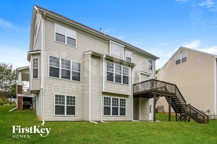 Building Photo - 104 Jamestown Oaks Dr