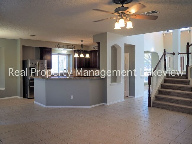 Building Photo - 7500 Waterside Pl