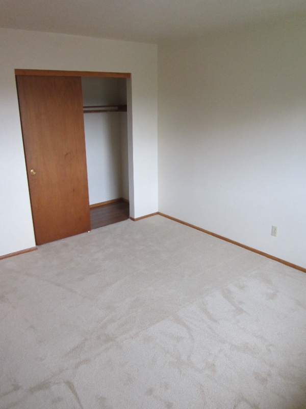 Building Photo - 114 Stimpson St