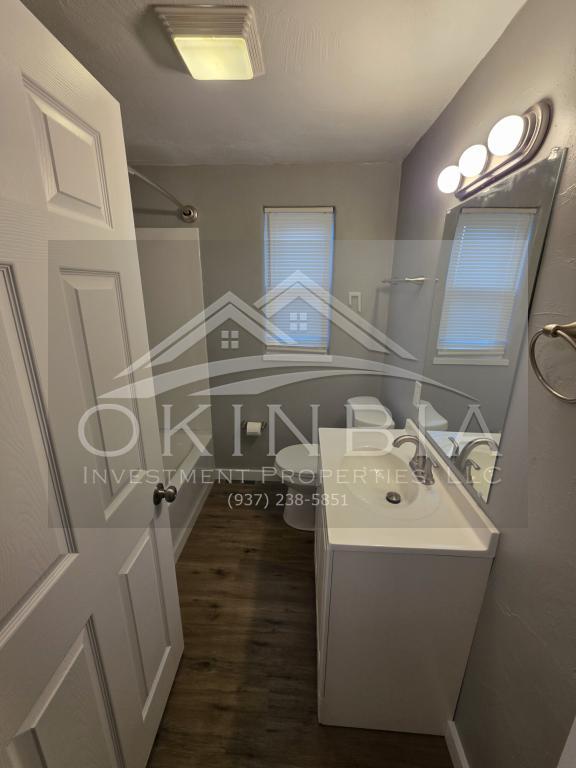 Building Photo - 2540 Catalpa Dr.