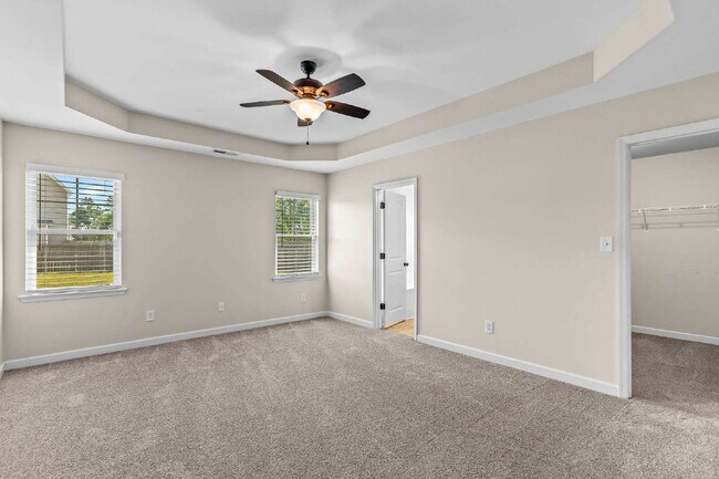 Building Photo - Charming 3- Bedroom home in Bradford Estates!