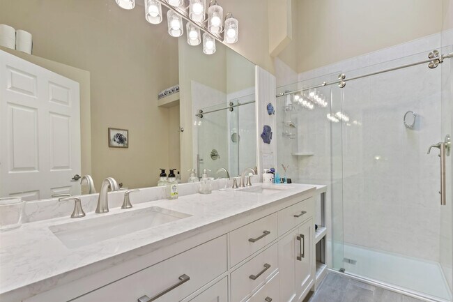 Building Photo - 1401 Mahogany Pl
