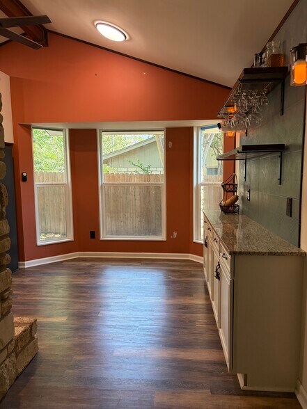 Building Photo - 1605 Gatlinburg Dr