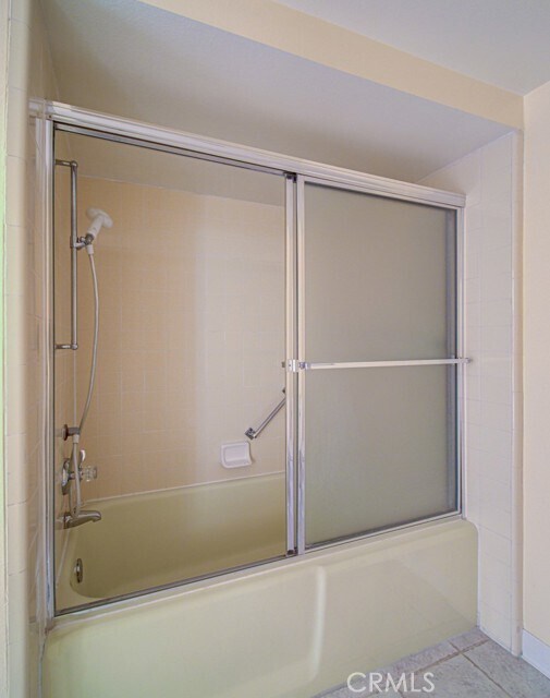 Building Photo - 211 Avenida Majorca
