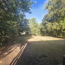 Building Photo - 3612 S Hughes Ave