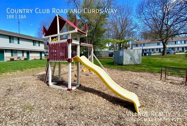 Building Photo - 681 Country Club Rd