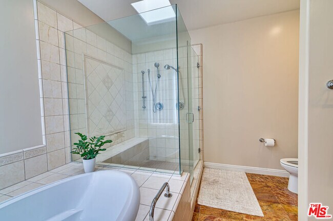 Building Photo - 1008 Harbor Crossing Ln