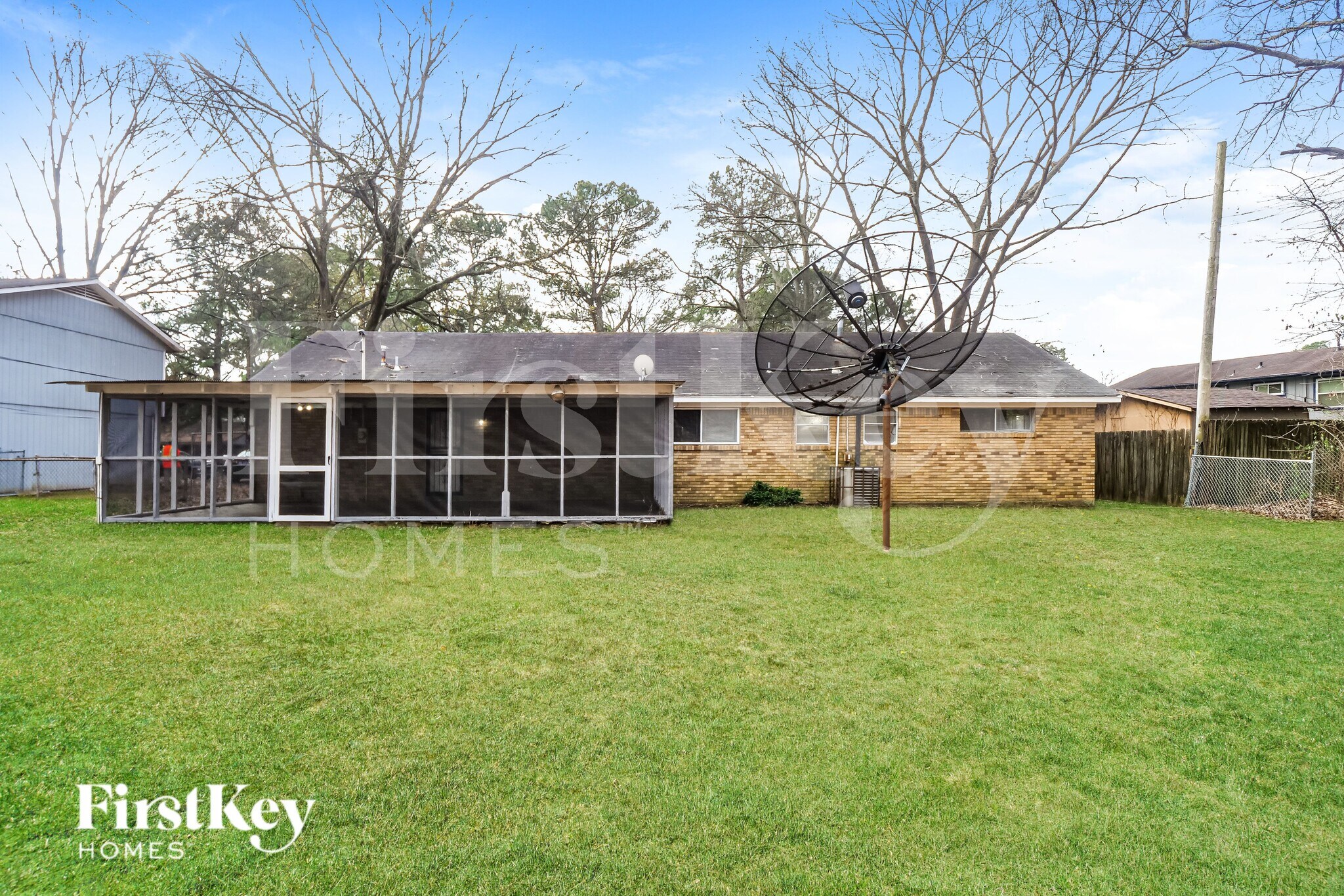 Building Photo - 1928 Croydon Ave