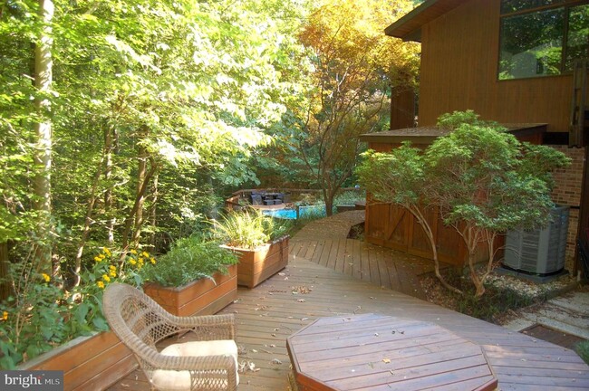 Building Photo - 9728 Swift Creek Ct