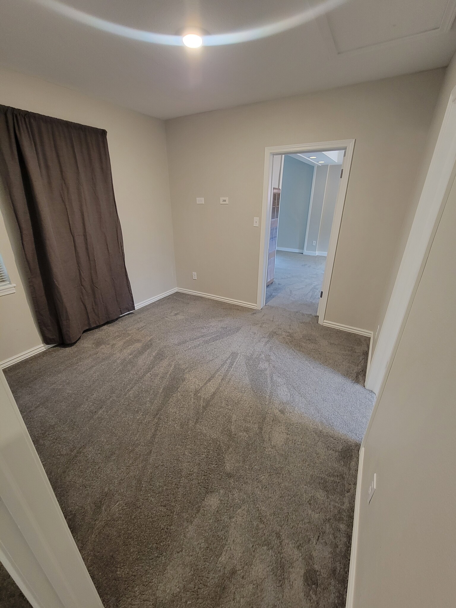 Middle room, bedroom/office - 1676 Ulster St