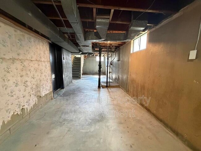 Building Photo - 7560 Alicia Ave