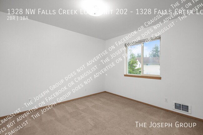 Building Photo - 1328 NW Falls Creek Loop
