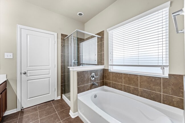 Building Photo - 17507 Solly Oak Pl