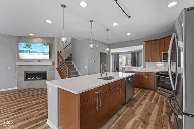 Building Photo - 13093 Grand Vue Dr