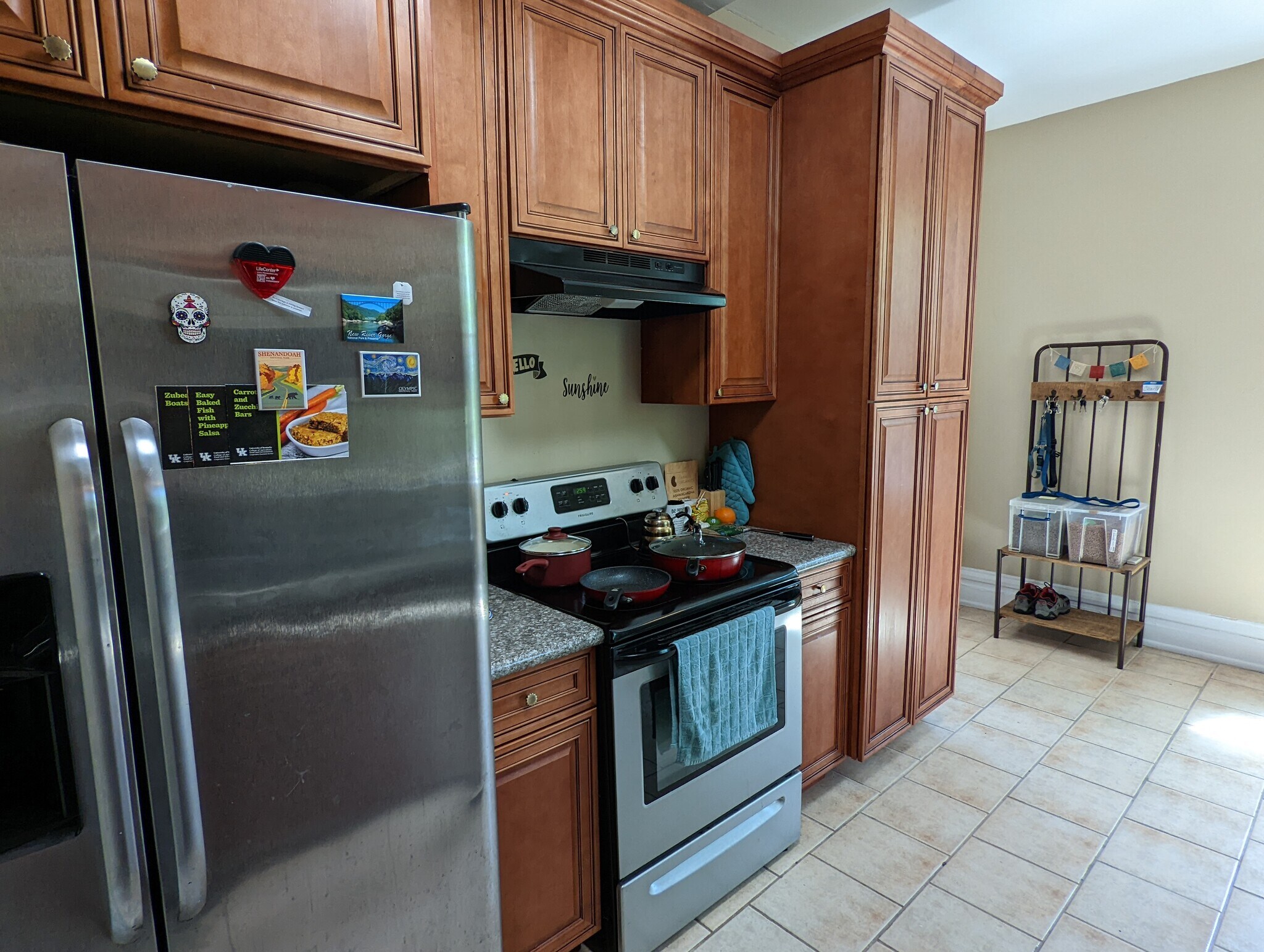 Kitchen - 2253 Loth St