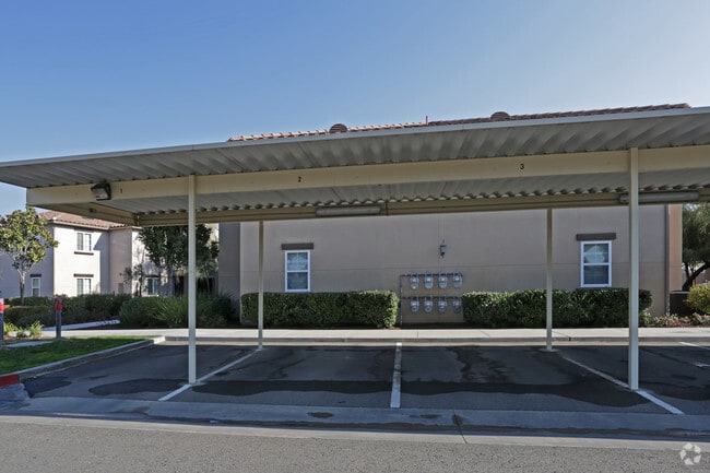 Building Photo - Bella Vista