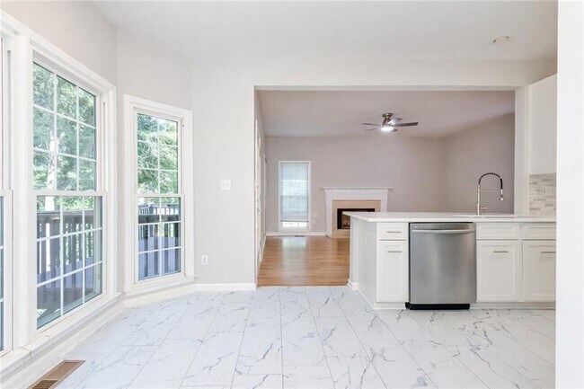 Building Photo - 3418 Rose Arbor Ct