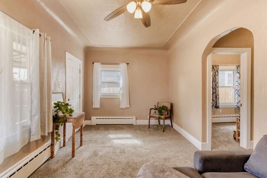 Building Photo - 4739 Pearl St