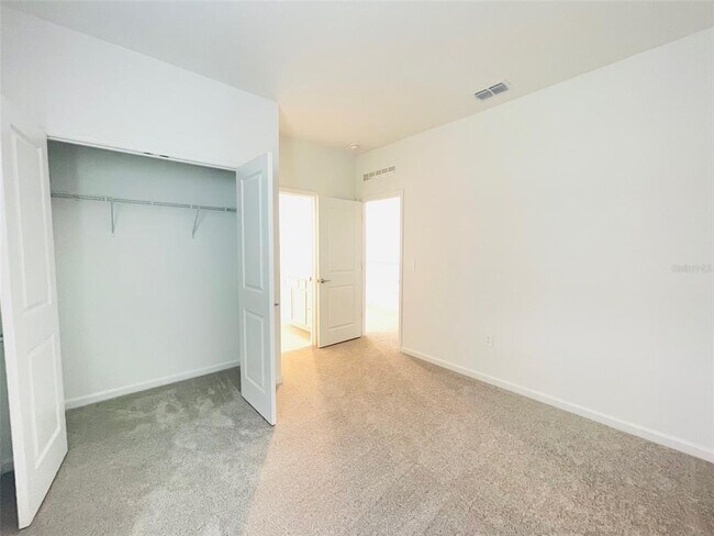 Building Photo - 7250 Summer Ivy Aly