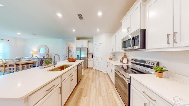 Building Photo - 5316 Cornwall Dr