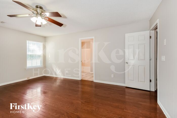 Building Photo - 231 Grandview Ln
