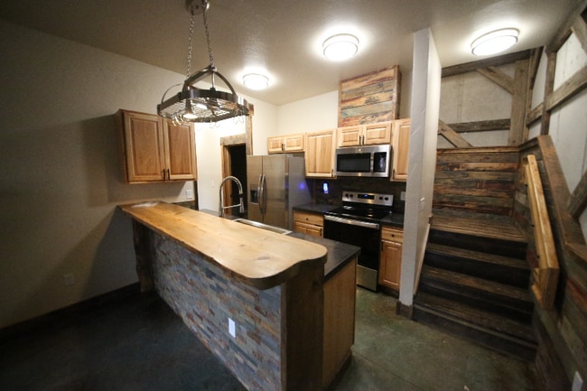 Building Photo - 751 Sun Pillar Loop