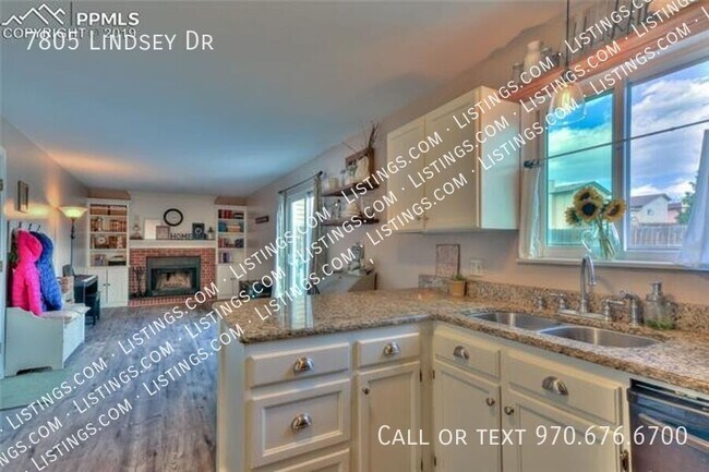 Building Photo - 7805 Lindsey Dr