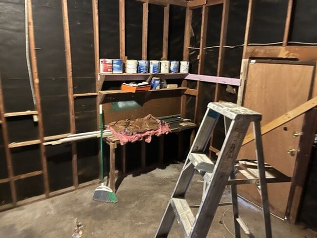 Building Photo - 107 N Alabama St