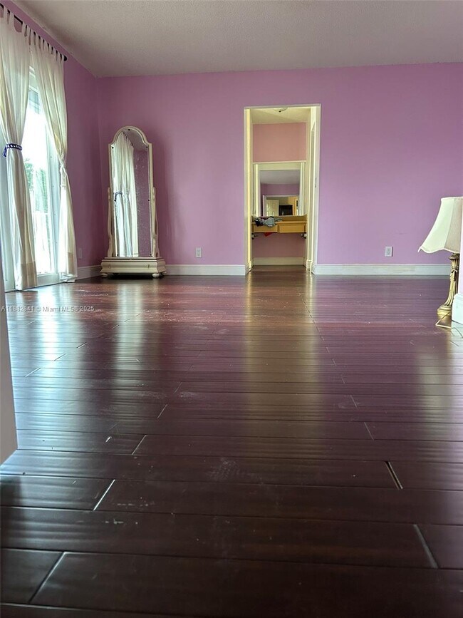 Building Photo - 4871 SW 103rd Ave