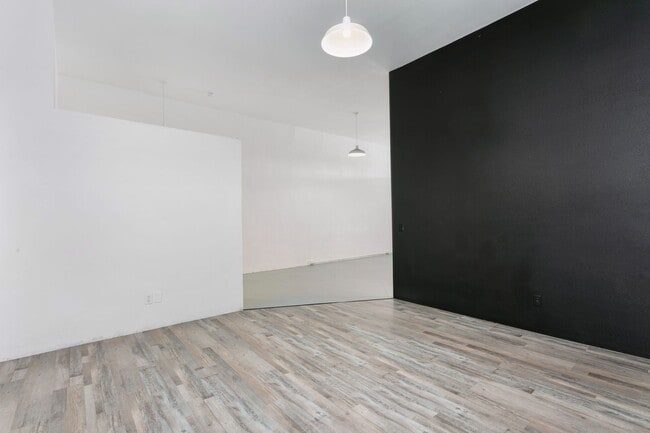Building Photo - 5240 S Tacoma Way