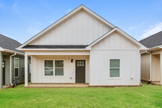 Primary Photo - 16312 Lamarche Dr